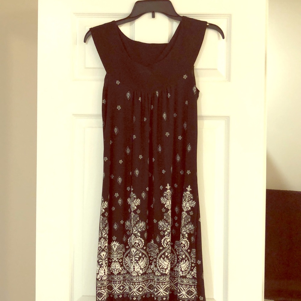 Sleeveless dress